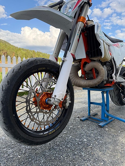 KTM 300 EXC 3 of 5