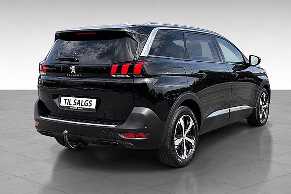 Peugeot 5008 5 of 5