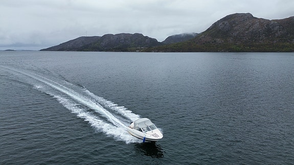 Skibsplast 500cl leies ut, perfekt til dagsturer, fisking etc 4 of 5