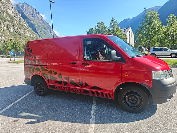 Volkswagen Transporter 4 of 8