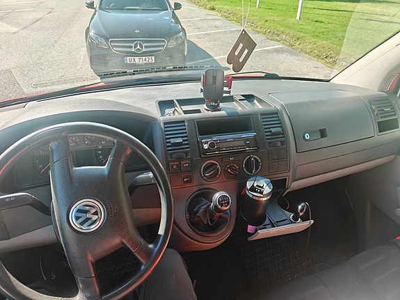 Volkswagen Transporter 6 of 8