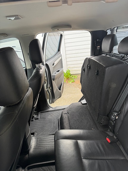 Isuzu D-max 11 of 18