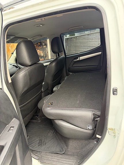 Isuzu D-max 13 of 18