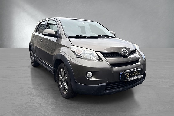 Toyota Urban Cruiser 3 of 5