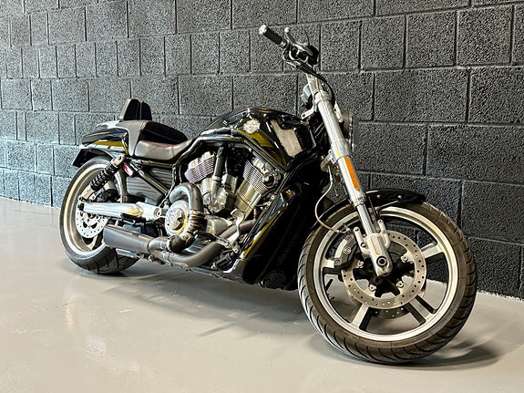 Harley-Davidson VRSCF V-Rod Muscle 121HK l PORSCHE-DESIGN l LAV KM l NY 6 of 11