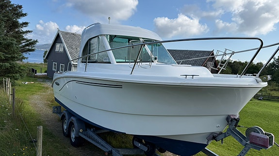 Benetau Antares 650 2 of 5