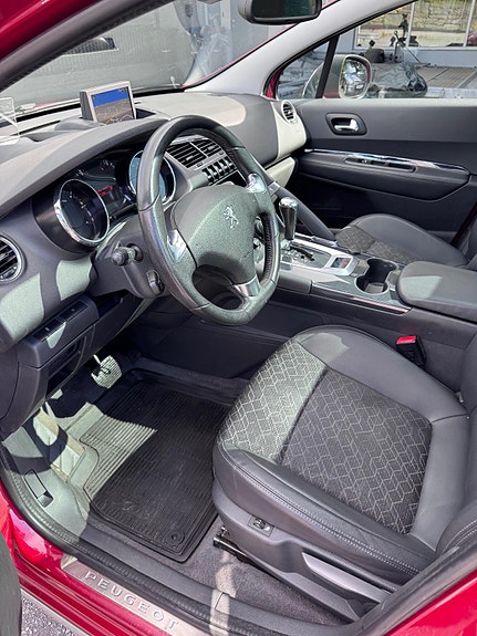Peugeot 3008 10 of 30