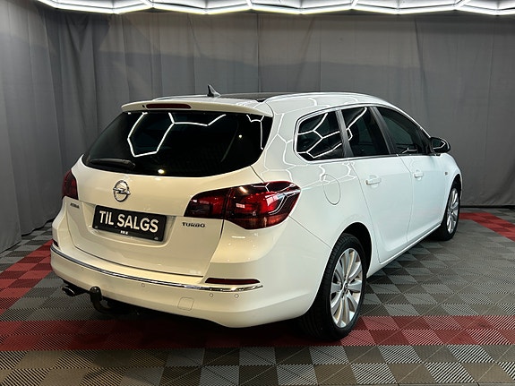 Opel Astra 3 of 5