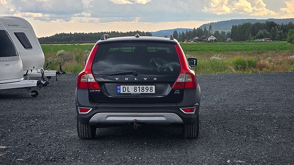 Volvo XC70 4 of 5