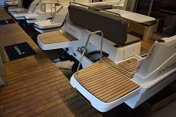 Beneteau Antares 8 V2 m/Suzuki DF200APX – spar kr 265.000,- 3 of 5