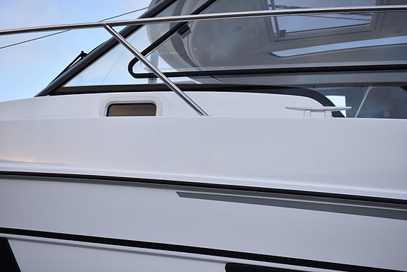 Beneteau Antares 9 m/2 x Suzuki DF150 – overligger 2023 til knallpris 2 of 5