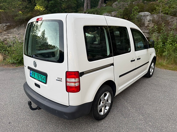 Volkswagen Caddy 16 of 27