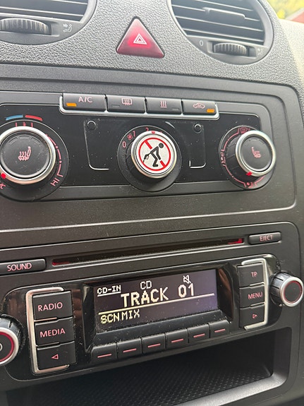 Volkswagen Caddy 12 of 27