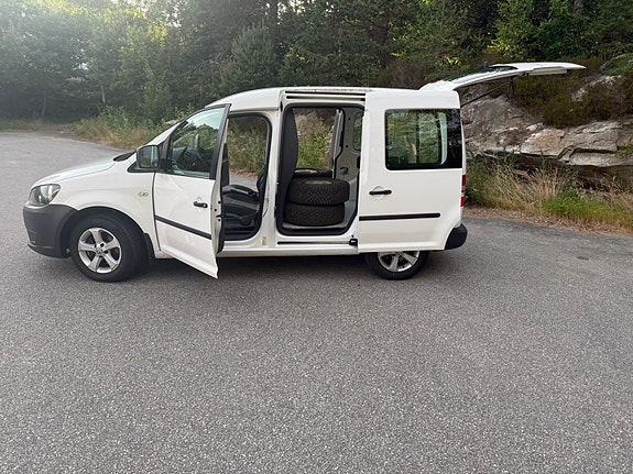 Volkswagen Caddy 8 of 27
