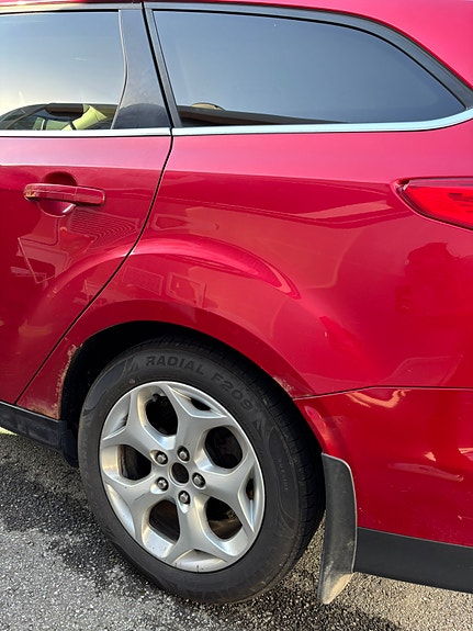 Ford Focus 12 of 14
