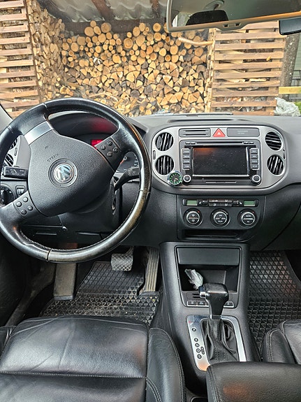 Volkswagen Tiguan 11 of 12