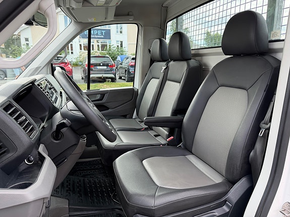 Volkswagen Crafter 10 of 28