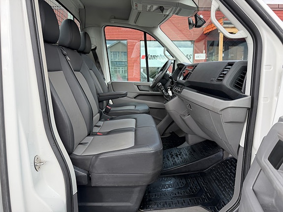 Volkswagen Crafter 8 of 28