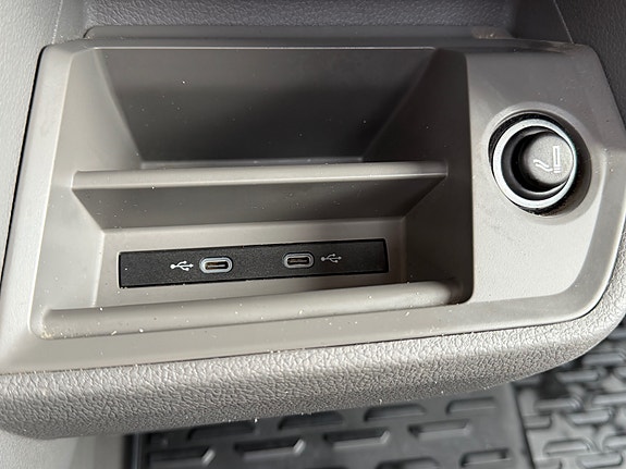 Volkswagen Crafter 16 of 28