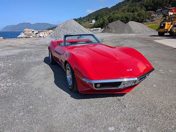 Chevrolet Corvette 5 of 5