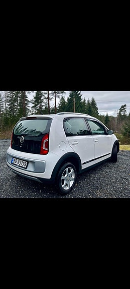 Volkswagen UP! 8 of 27