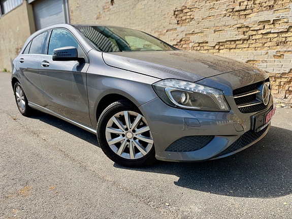 Mercedes-Benz A-Klasse 2 of 5