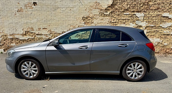 Mercedes-Benz A180 9 of 18