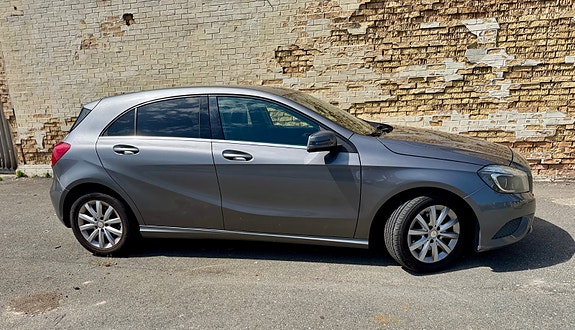 Mercedes-Benz A180 10 of 18