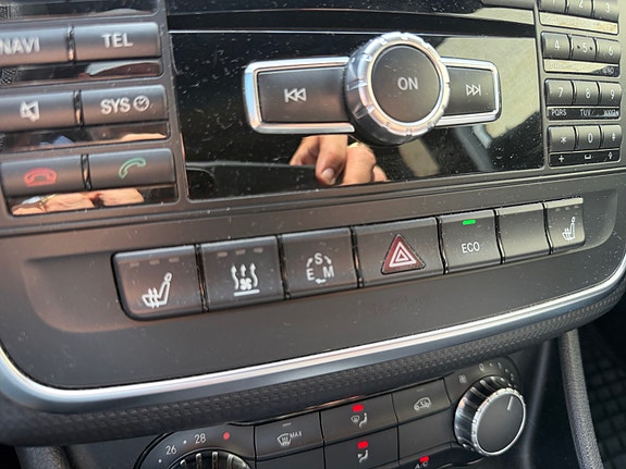 Mercedes-Benz A180 18 of 18