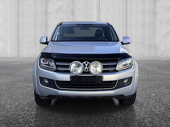Volkswagen Amarok 3 of 5