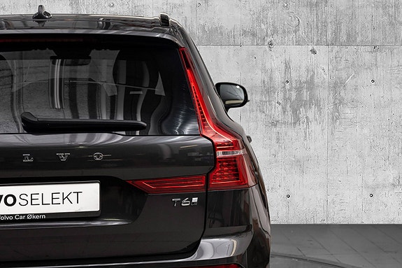 Volvo XC60 9 of 26