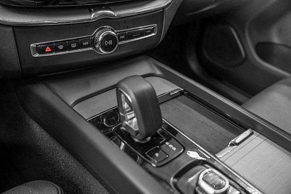 Volvo XC60 21 of 26