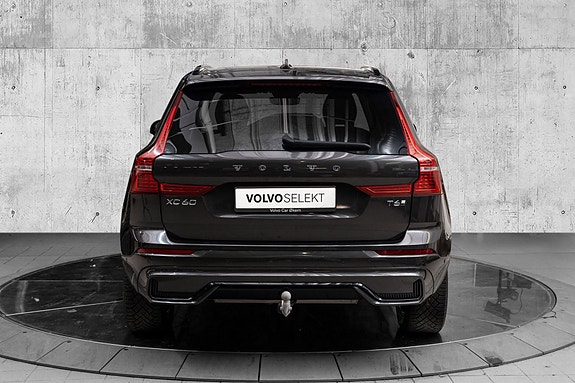 Volvo XC60 7 of 26