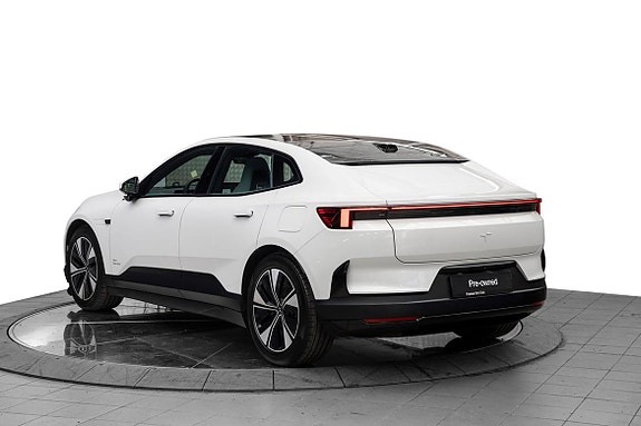 Polestar 4 5 of 23