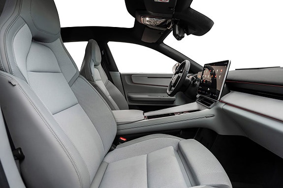Polestar 4 21 of 23
