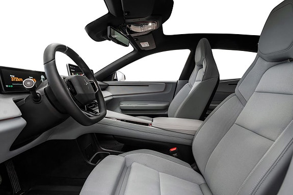 Polestar 4 9 of 23