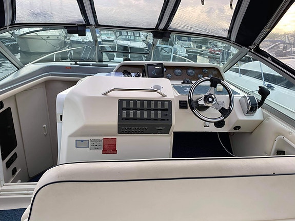 Sea Ray 290 Sundancer 7 of 15