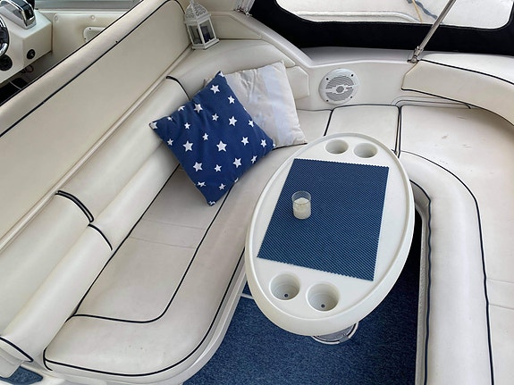 Sea Ray 290 Sundancer 10 of 15