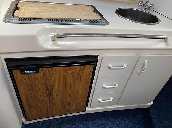 Sea Ray 290 Sundancer 13 of 15