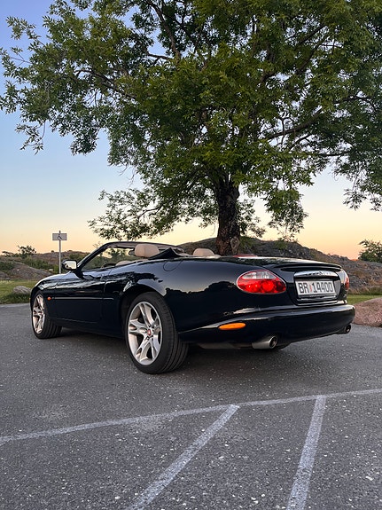 Jaguar XKR 7 of 20