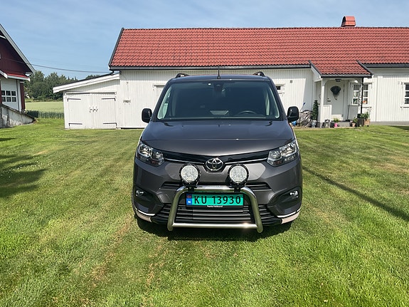 Toyota Proace City 3 of 5