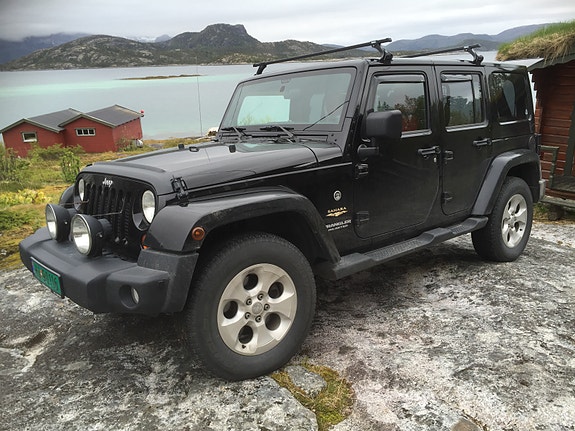 Jeep Wrangler 2 of 5