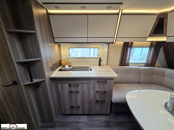 KABE ESTATE 560 GLE  KS 15 of 30