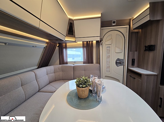KABE ESTATE 560 GLE  KS 13 of 30