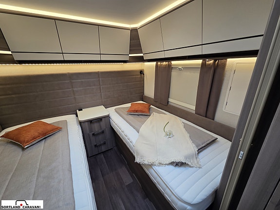 KABE ESTATE 560 GLE  KS 22 of 30