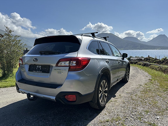Subaru Outback 5 of 5