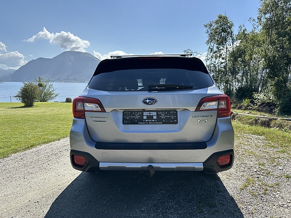 Subaru Outback 4 of 5
