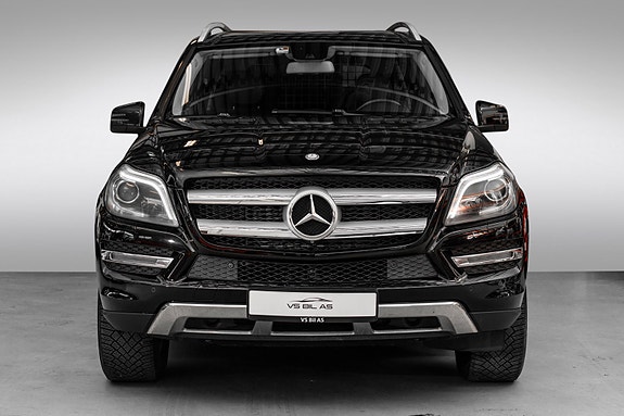 Mercedes-Benz GL350 4 of 5