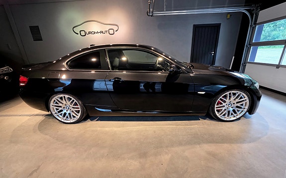 BMW 2 of 5