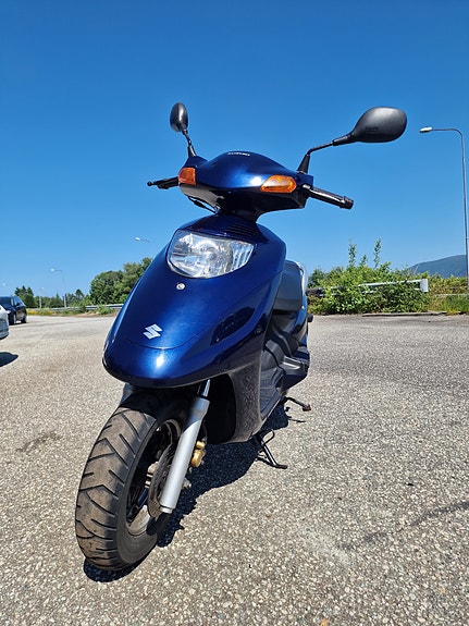 Suzuki UE 125 11 of 11